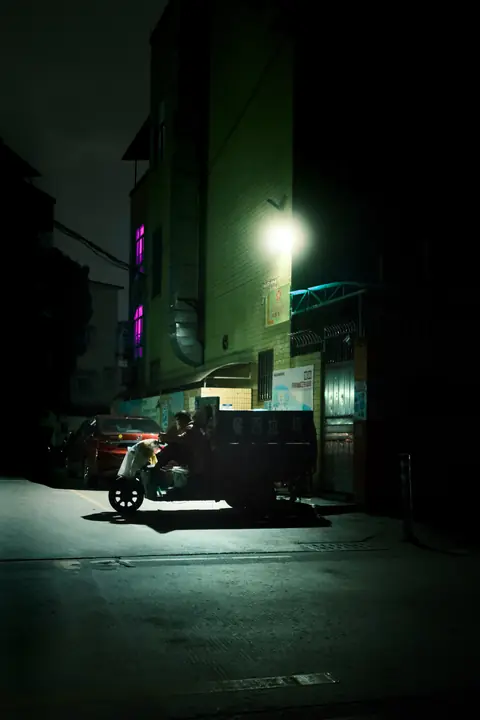 Noche · 9